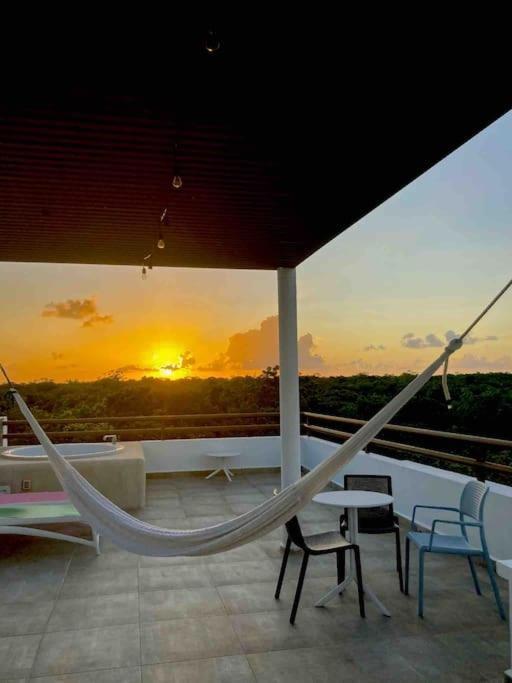 Aku-Chic Newly Furbished Condo Jungle Pool Xetna Exteriér fotografie